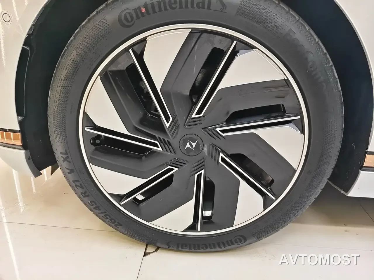 Dongfeng Yipai eπ008 2024 210Max Range Extender 6-Seater — фото 11