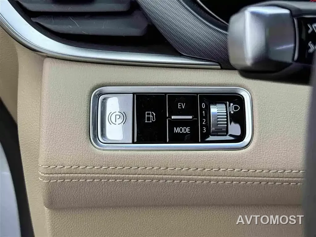 Buick GL8 New Energy 2025 Landprestige First Edition 7-Seater — фото 13