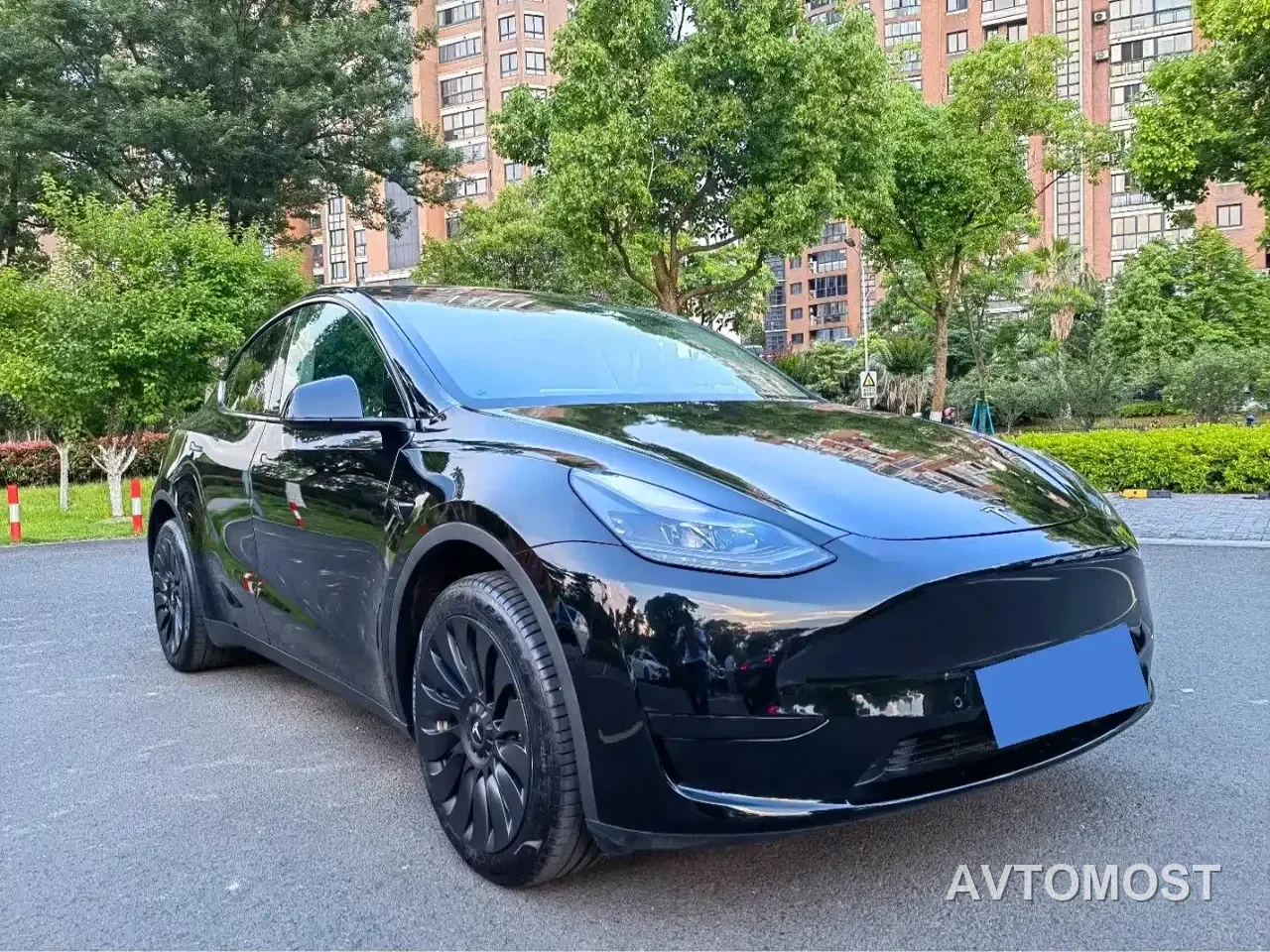 Tesla Model Y 2022 Rear-Wheel Drive Version — фото 3