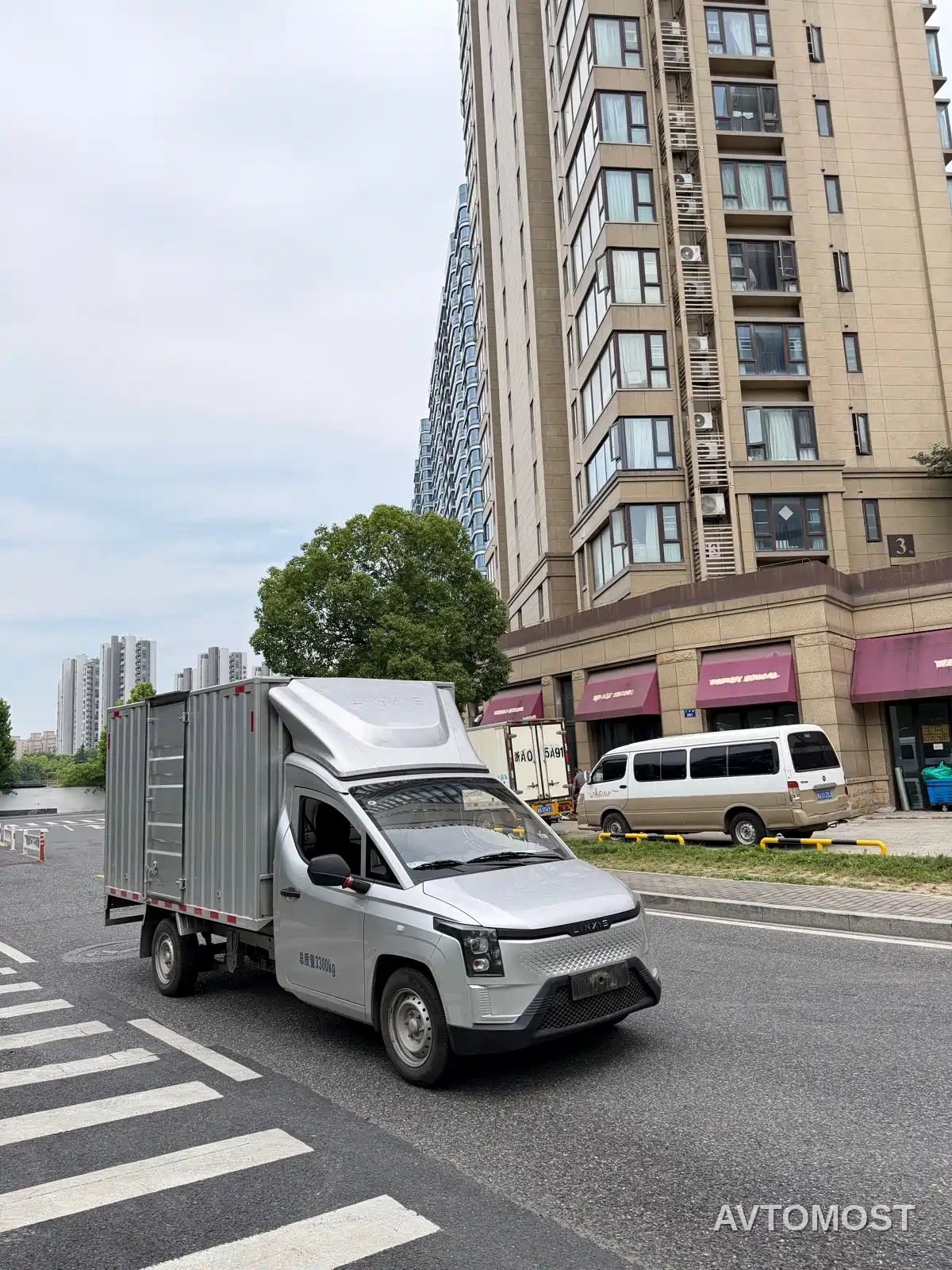 Lingshi Auto Ling Shi Golden Card 2025 Pure Electric Version 260km Container Top Edition — фото 4