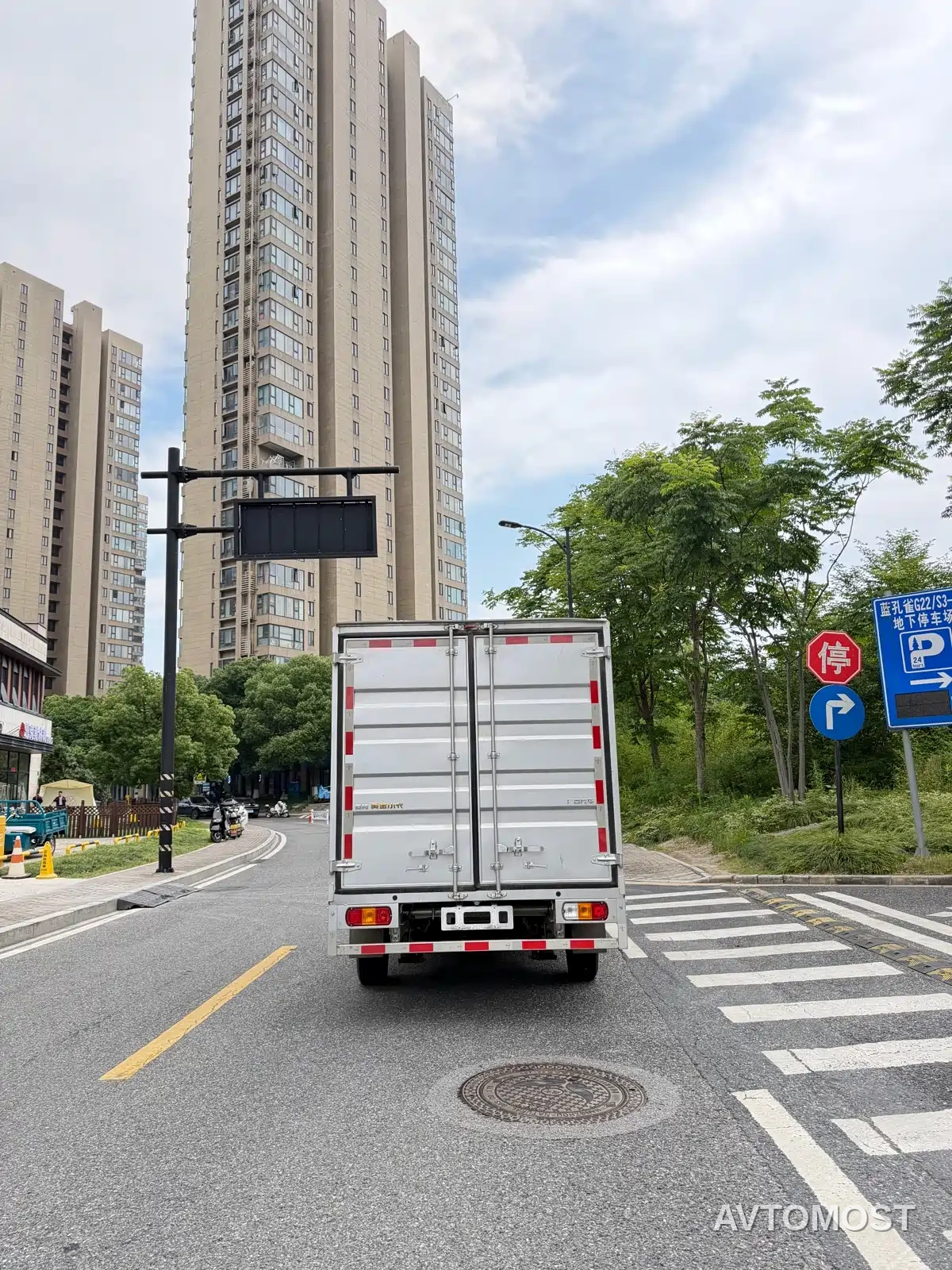 Lingshi Auto Ling Shi Golden Card 2025 Pure Electric Version 260km Container Top Edition — фото 5