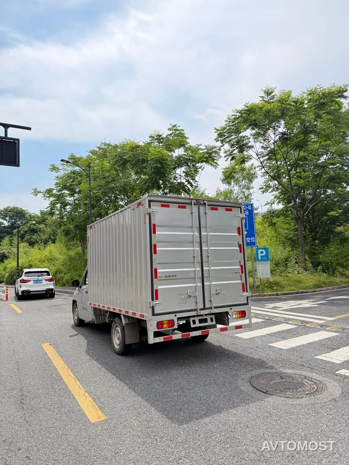 Lingshi Auto Ling Shi Golden Card 2025 Pure Electric Version 260km Container Top Edition — фото 6
