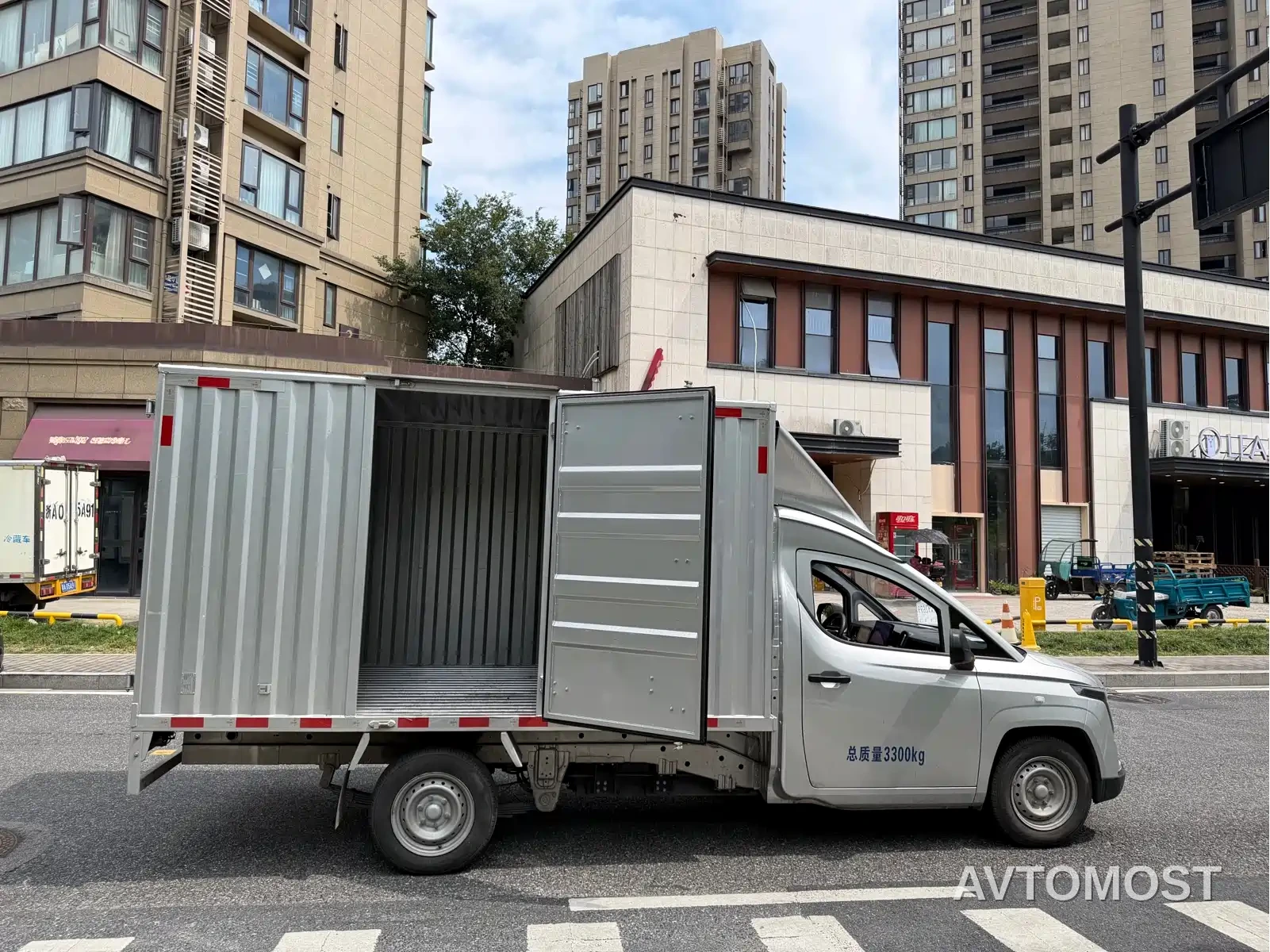 Lingshi Auto Ling Shi Golden Card 2025 Pure Electric Version 260km Container Top Edition — фото 7
