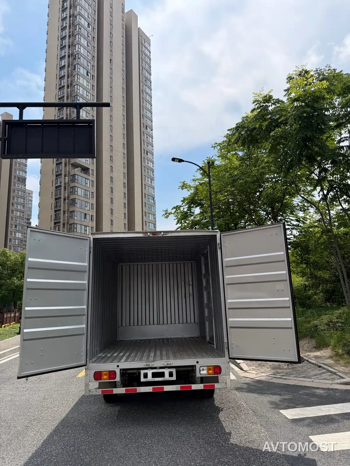 Lingshi Auto Ling Shi Golden Card 2025 Pure Electric Version 260km Container Top Edition — фото 13