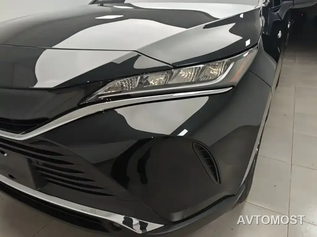Toyota Lingfang HARRIER 2023 Hybrid 2.5L CVT 2WD Luxury Edition — фото 11