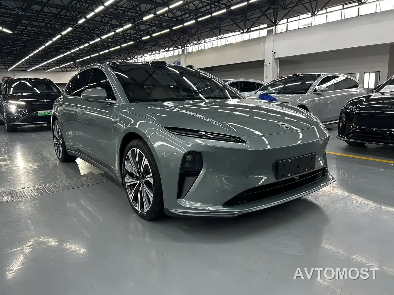 NIO ET5T 2023 Model 75kWh Touring — фото 3