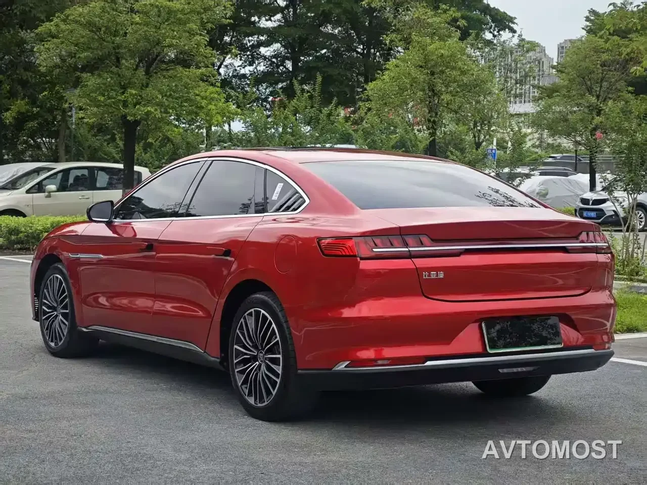 BYD Han 2020 DM AWD Performance Luxury Edition — фото 16
