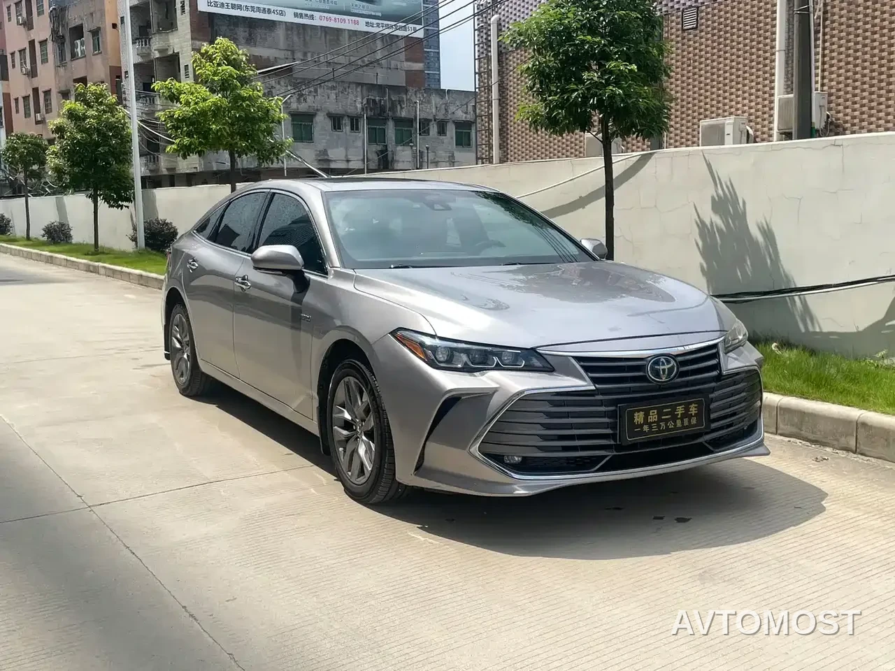 Toyota Avalon 2019 Hybrid 2.5L Luxury Edition China VI — фото 2