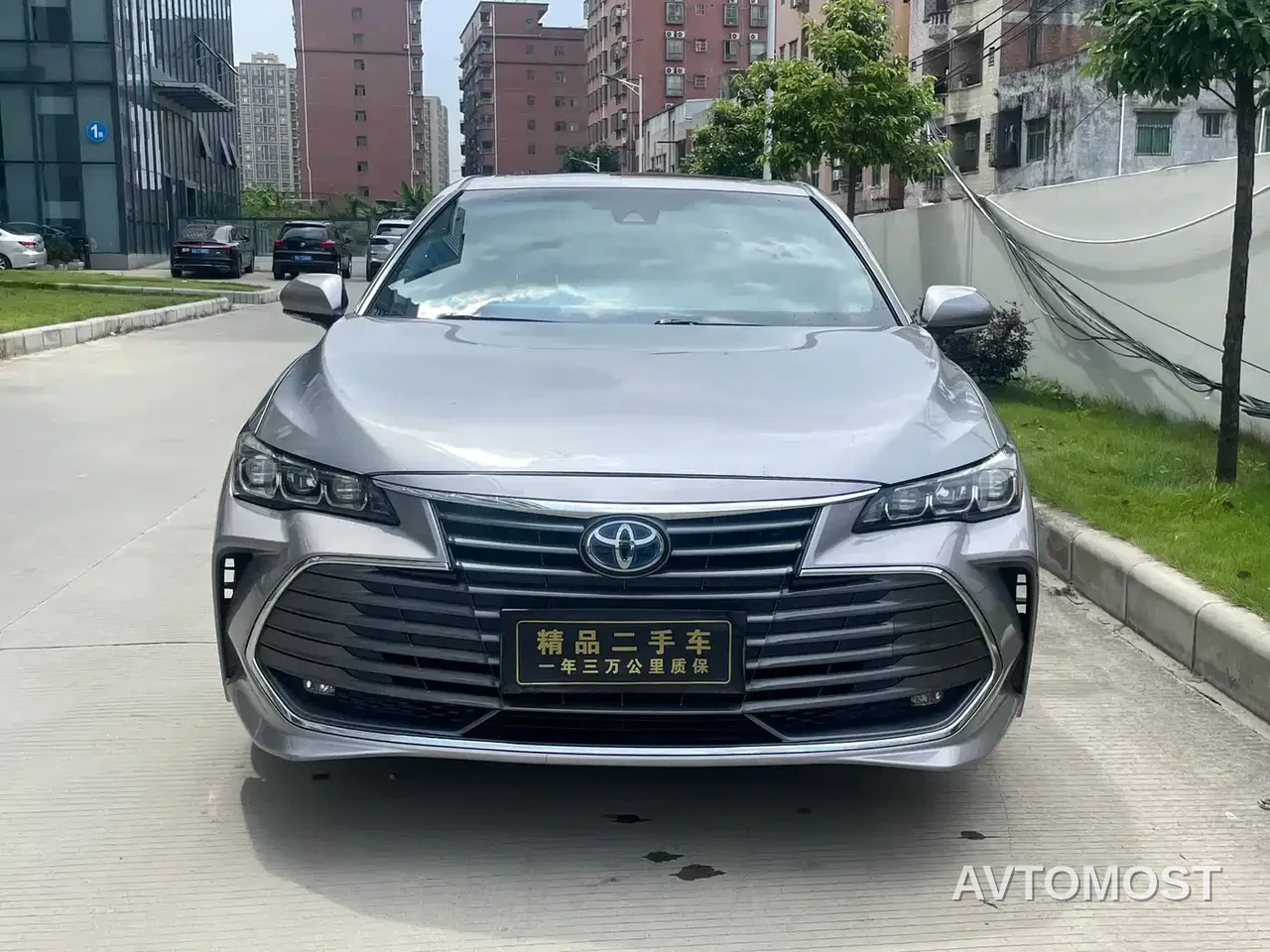 Toyota Avalon 2019 Hybrid 2.5L Luxury Edition China VI — фото 3