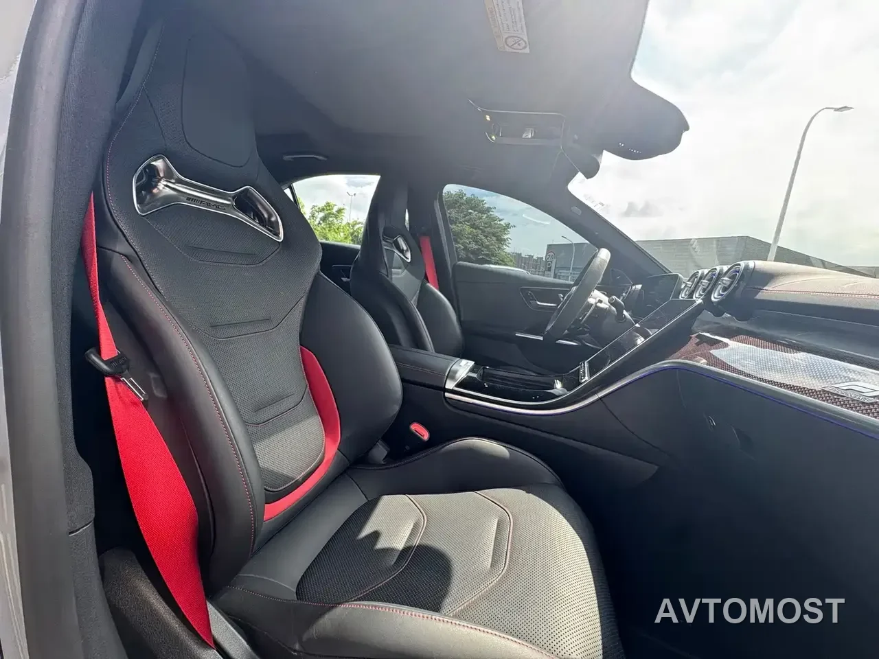 Mercedes-Benz C-Class AMG New Energy 2024 Mercedes-AMG C 63 S E PERFORMANCE F1 Edition — фото 20