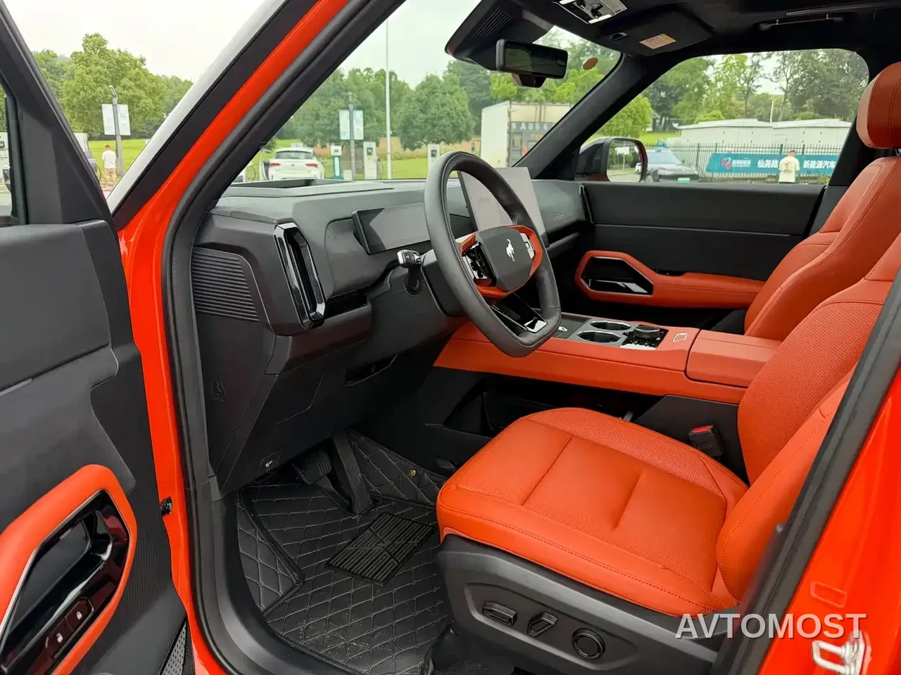Ford Mustang NEV 2025 Plug-in Range Extender Hybrid — фото 18