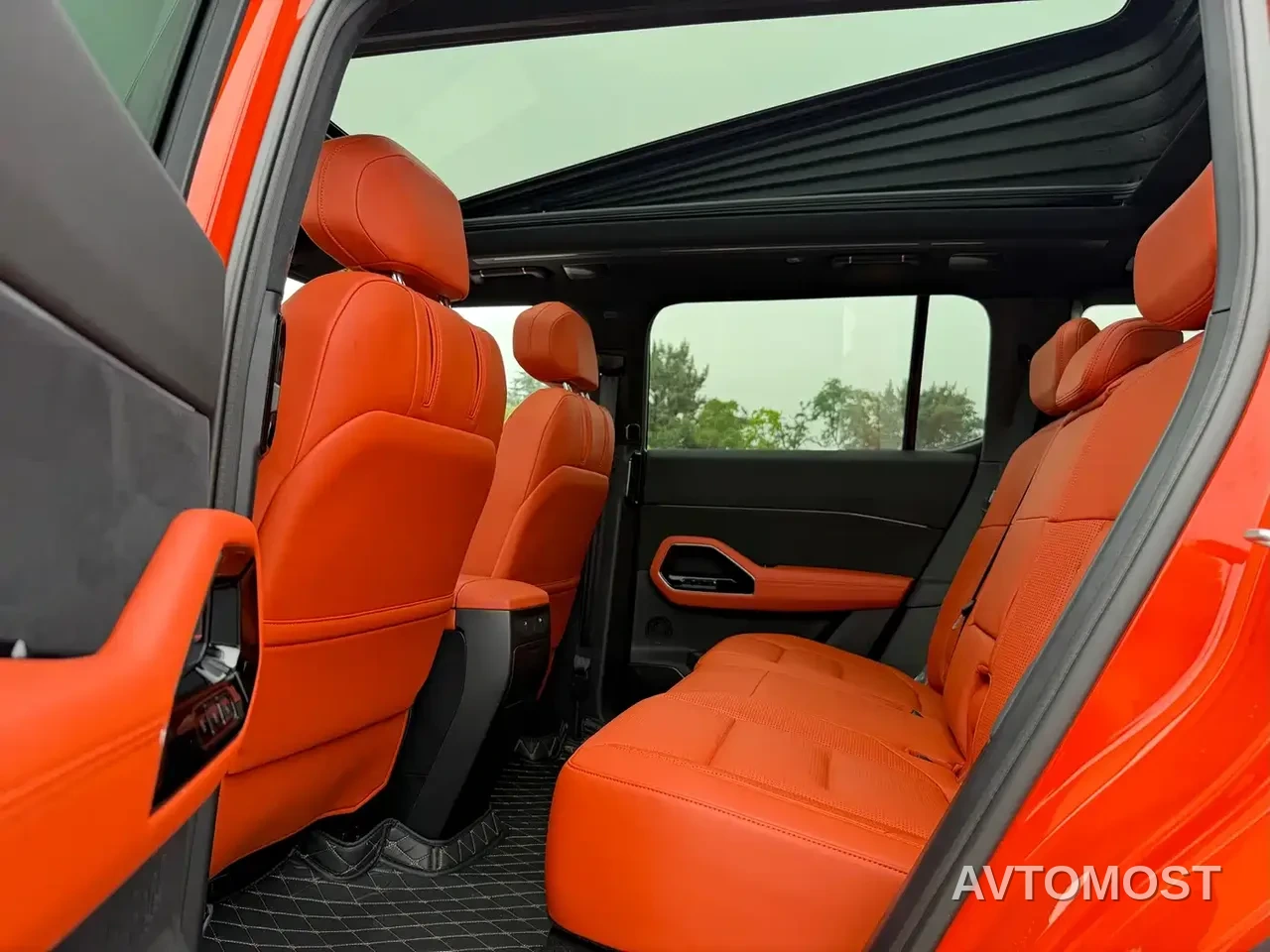 Ford Mustang NEV 2025 Plug-in Range Extender Hybrid — фото 29