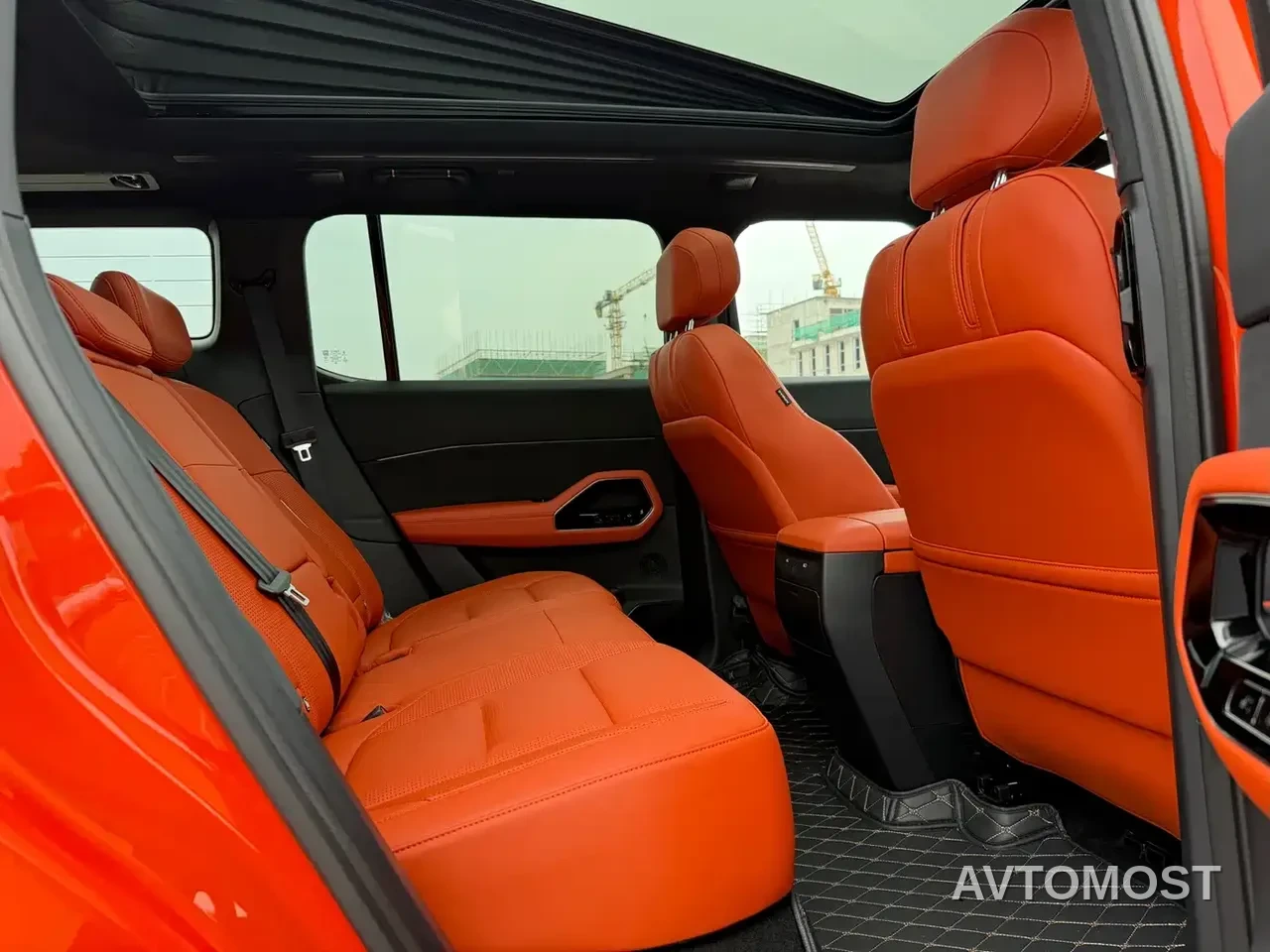 Ford Mustang NEV 2025 Plug-in Range Extender Hybrid — фото 38