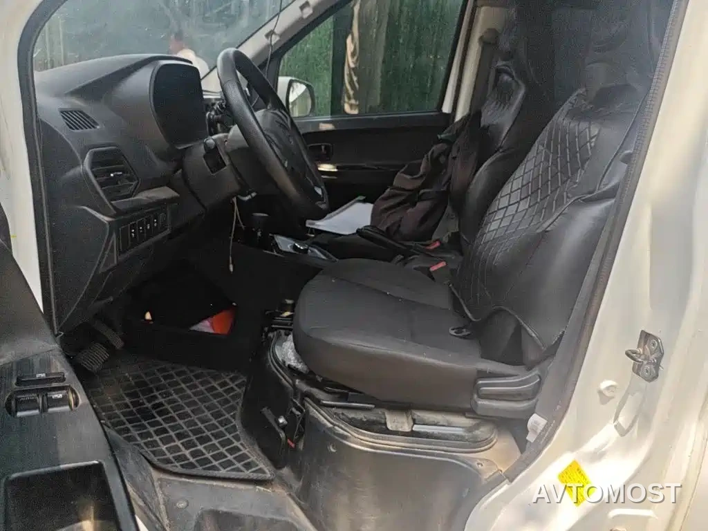 Changan Ruixing EM80 2025 Passenger Version Comfort 6-seater 300km Dual Swing Doors — фото 8
