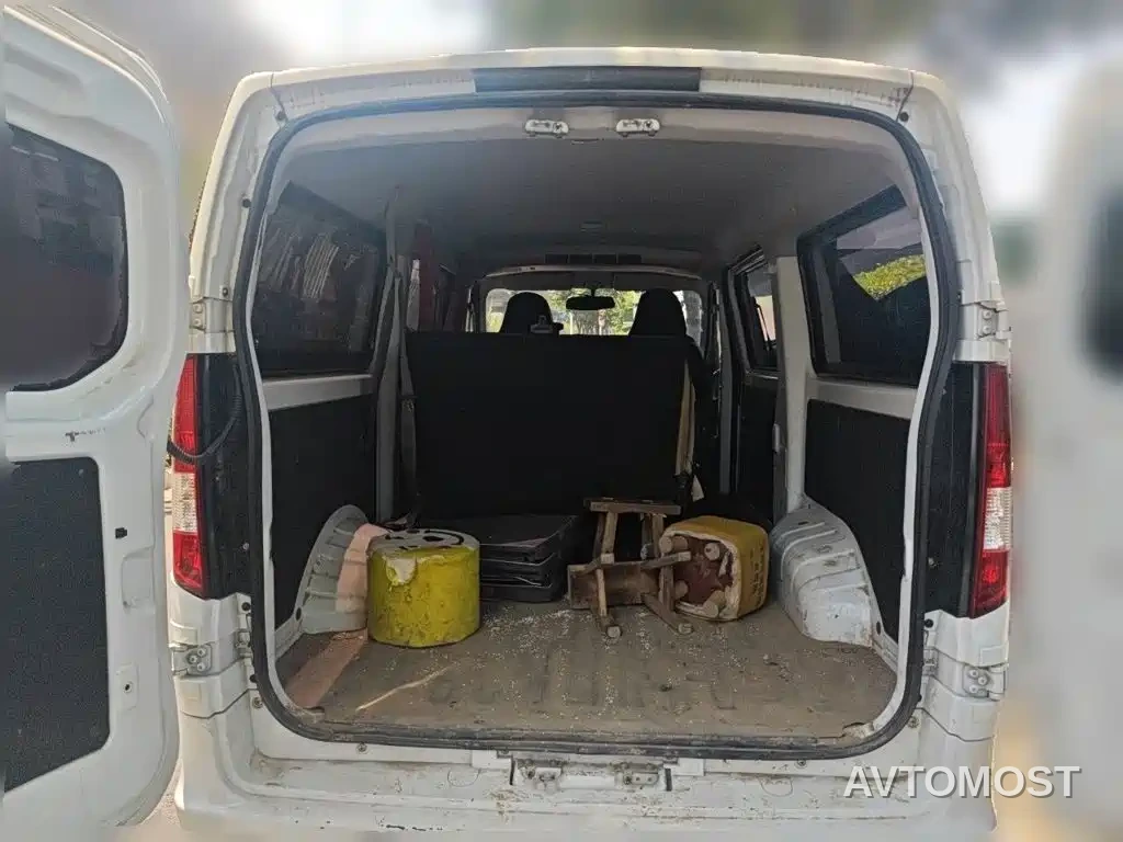 Changan Ruixing EM80 2025 Passenger Version Comfort 6-seater 300km Dual Swing Doors — фото 10