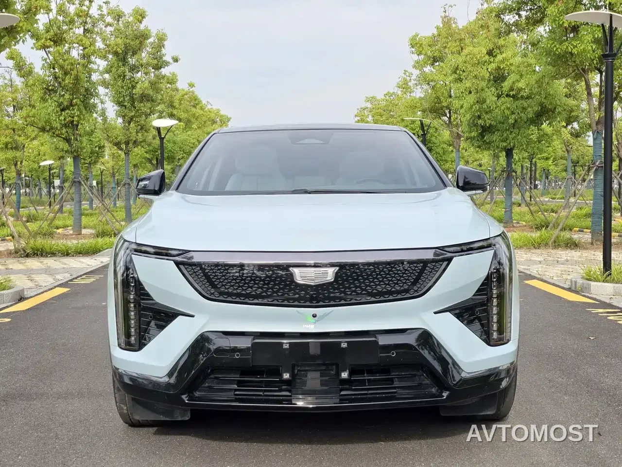 Cadillac IQ Ao Ge 2024 AWD Long Range Edition — фото 2