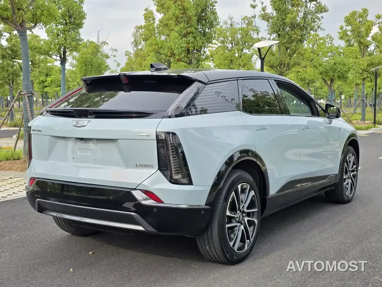 Cadillac IQ Ao Ge 2024 AWD Long Range Edition — фото 4