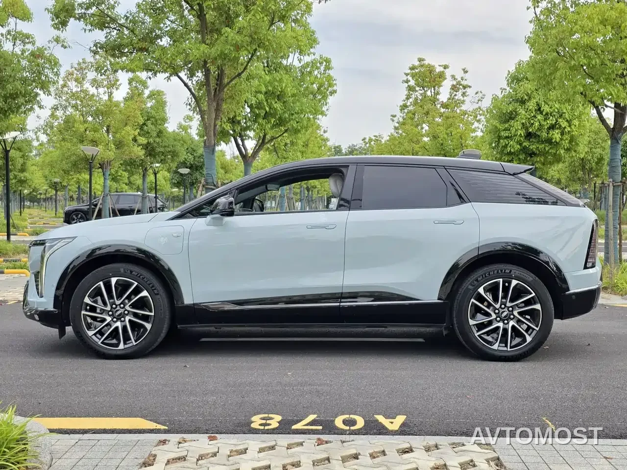 Cadillac IQ Ao Ge 2024 AWD Long Range Edition — фото 7