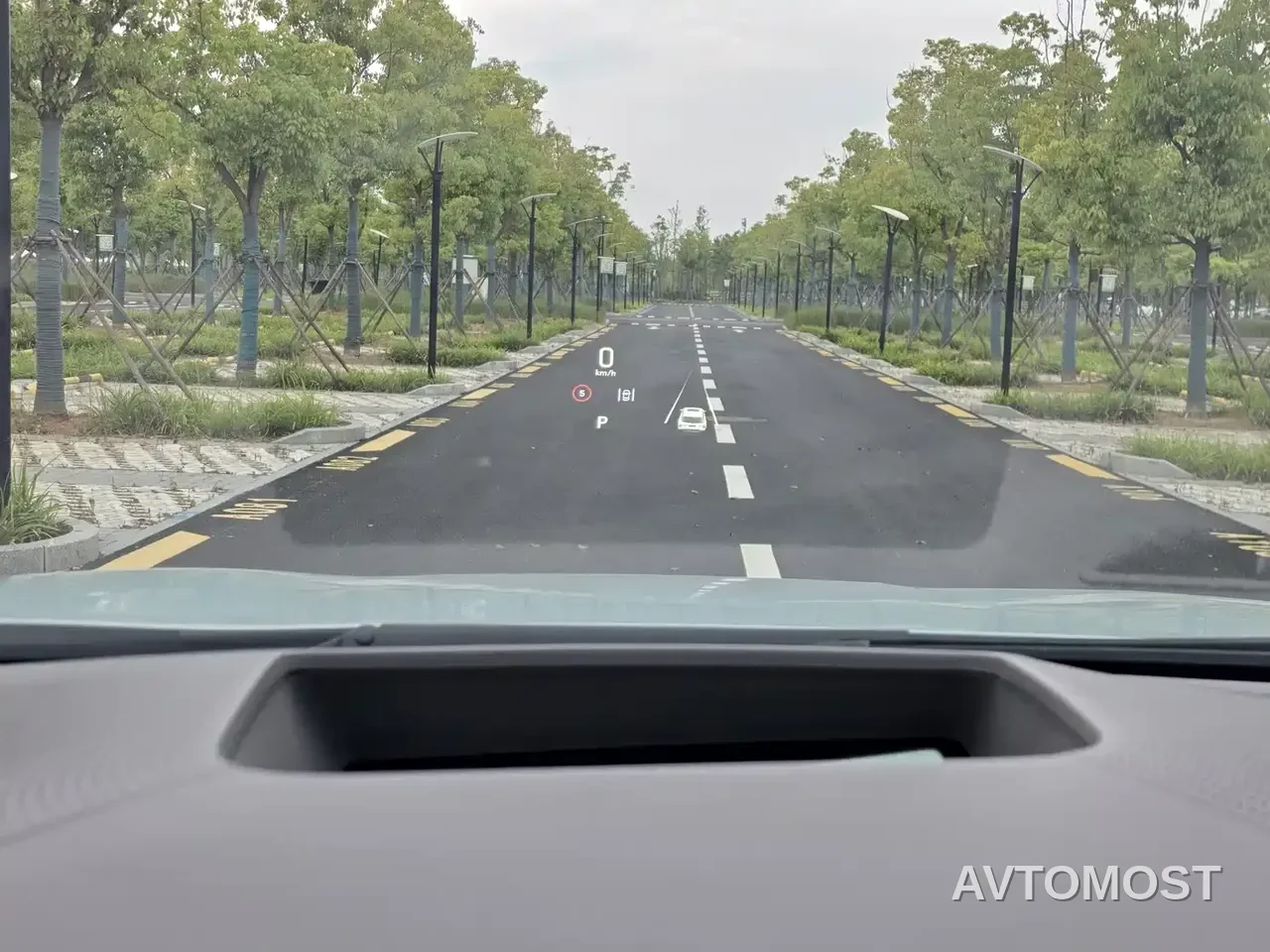 Cadillac IQ Ao Ge 2024 AWD Long Range Edition — фото 13