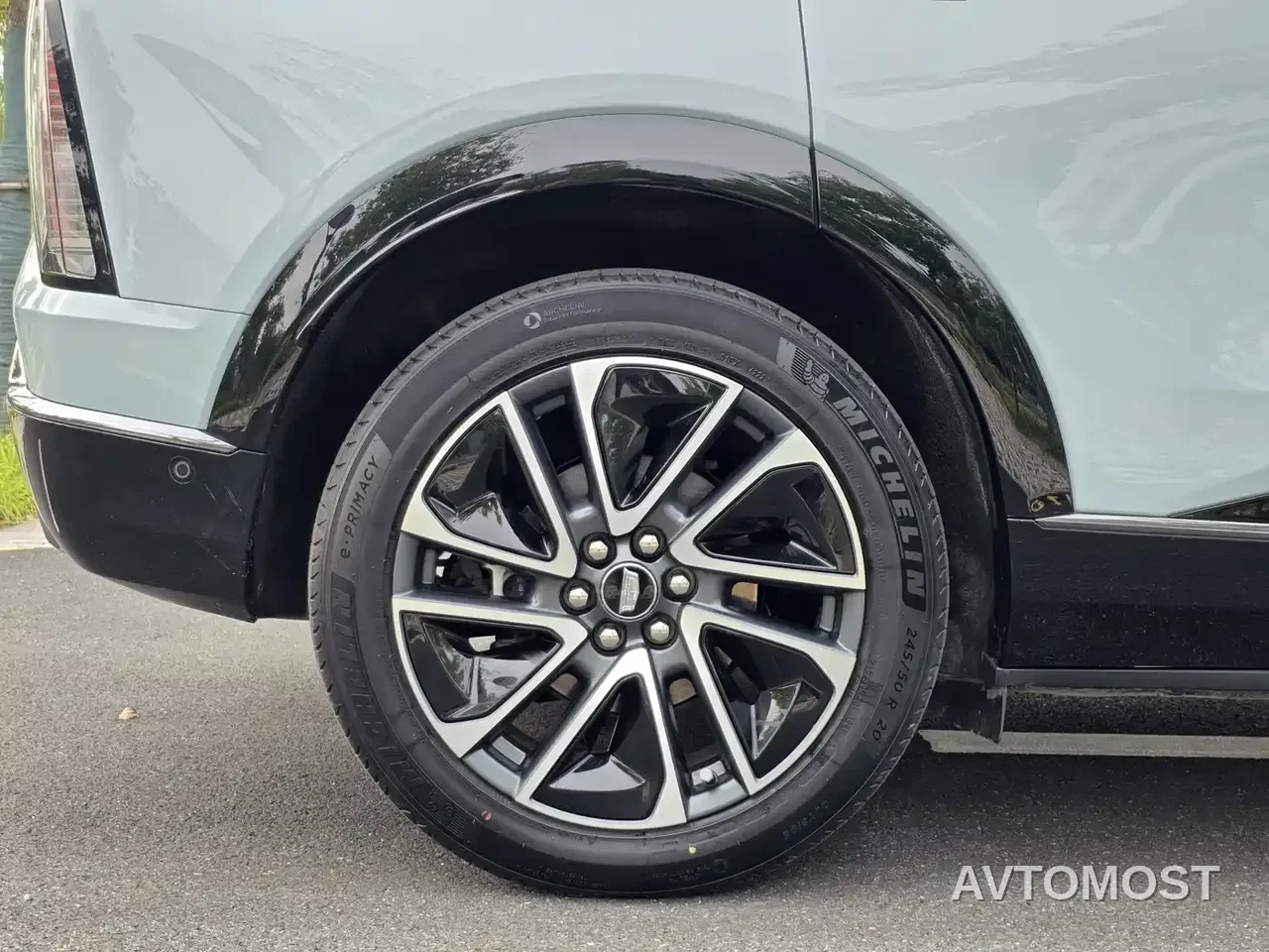 Cadillac IQ Ao Ge 2024 AWD Long Range Edition — фото 23