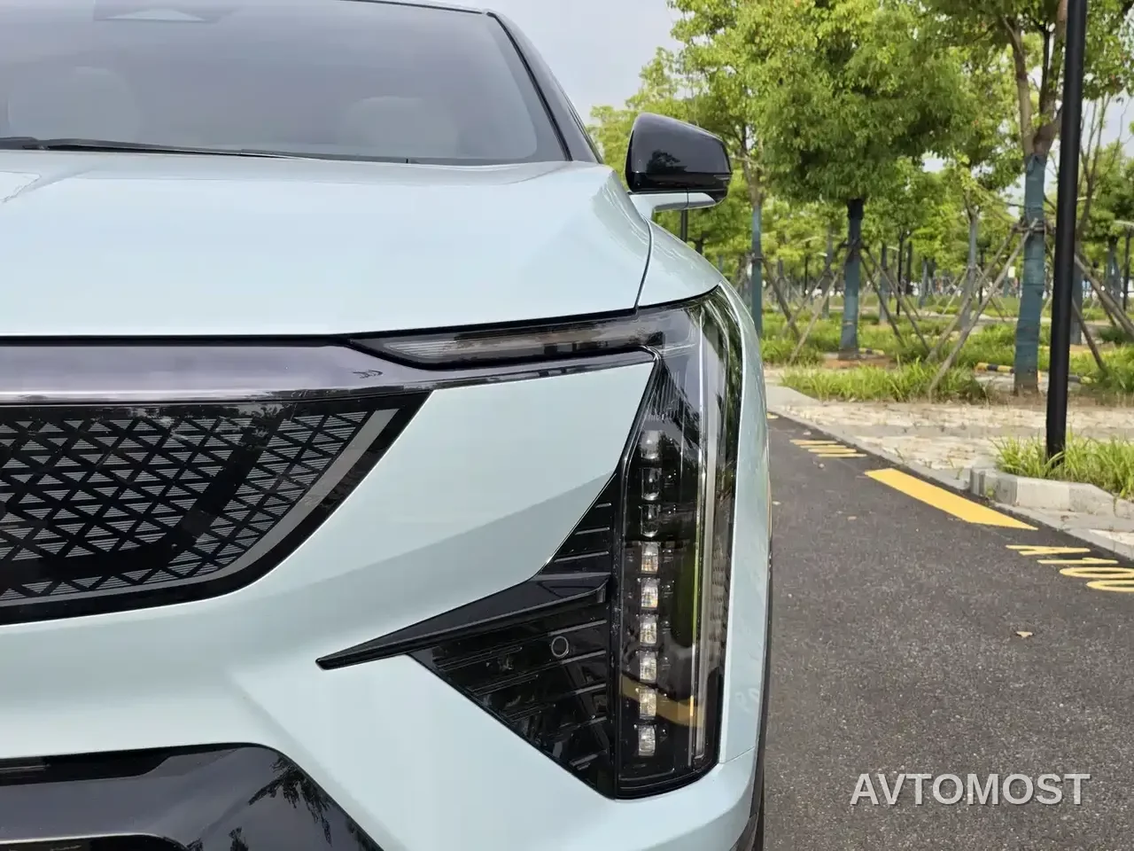 Cadillac IQ Ao Ge 2024 AWD Long Range Edition — фото 26