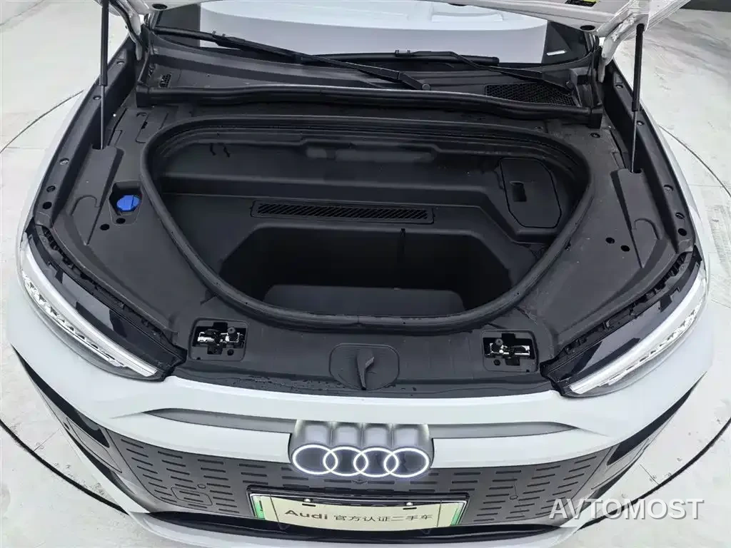 Audi Q6L e-tron 2025 Model Pioneer Edition — фото 19