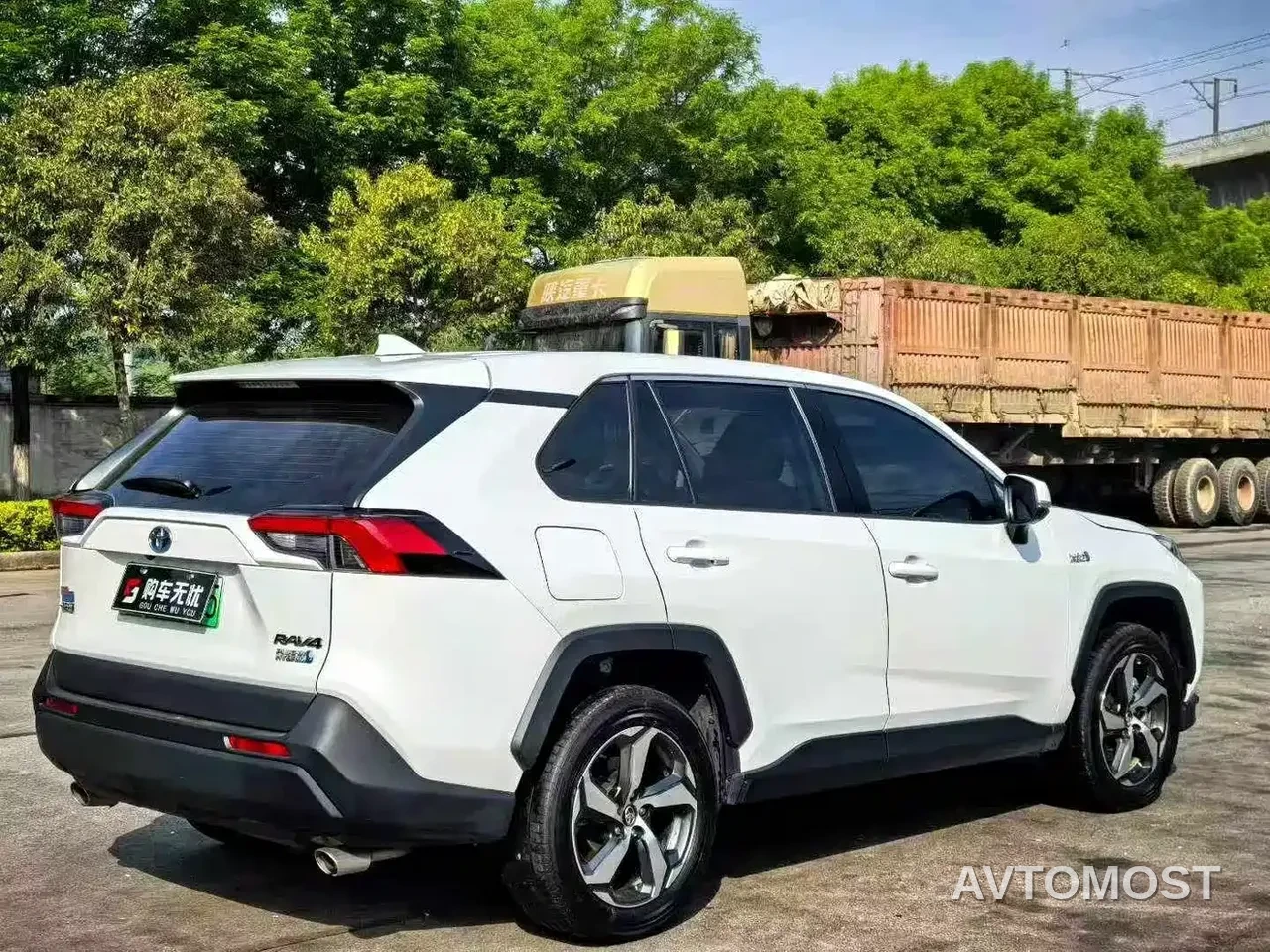 Toyota RAV4 Rongfang 2021 Facelift Hybrid 2.5L E-CVT 2WD Elite — фото 9