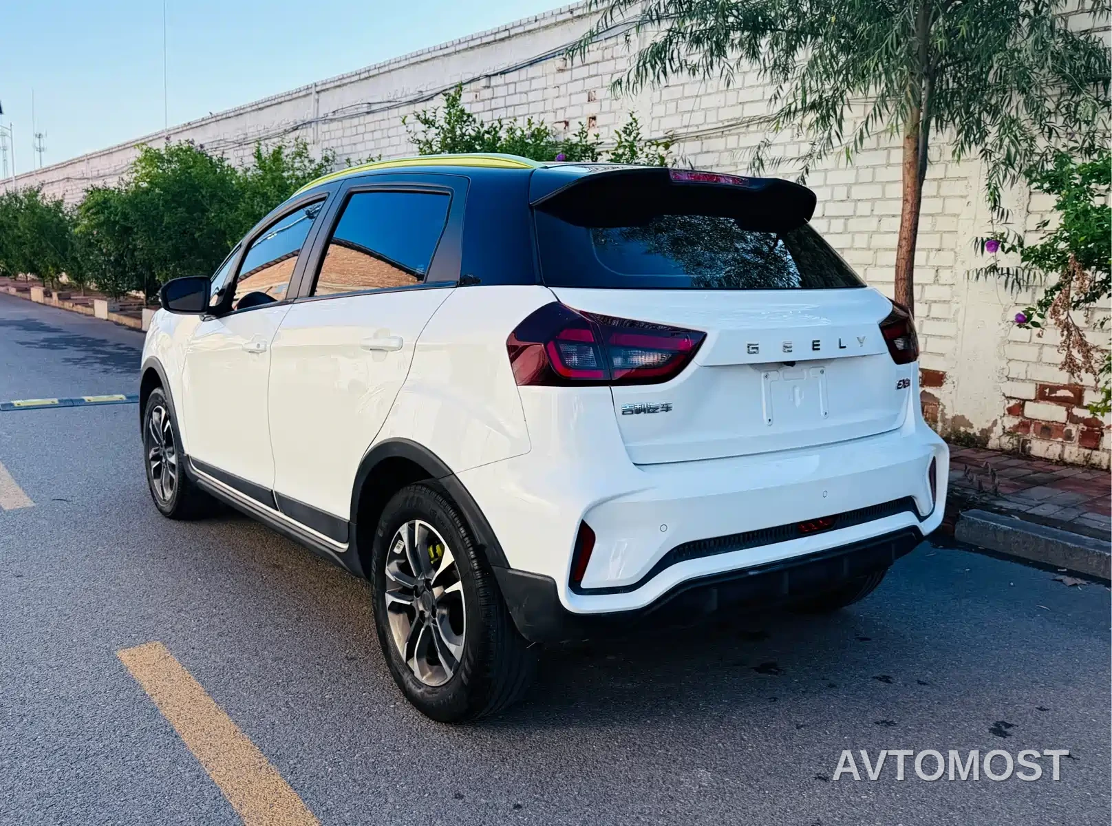 Geely Geometry EX3 Kung Fu Bull 2021 Strong Bull — фото 4