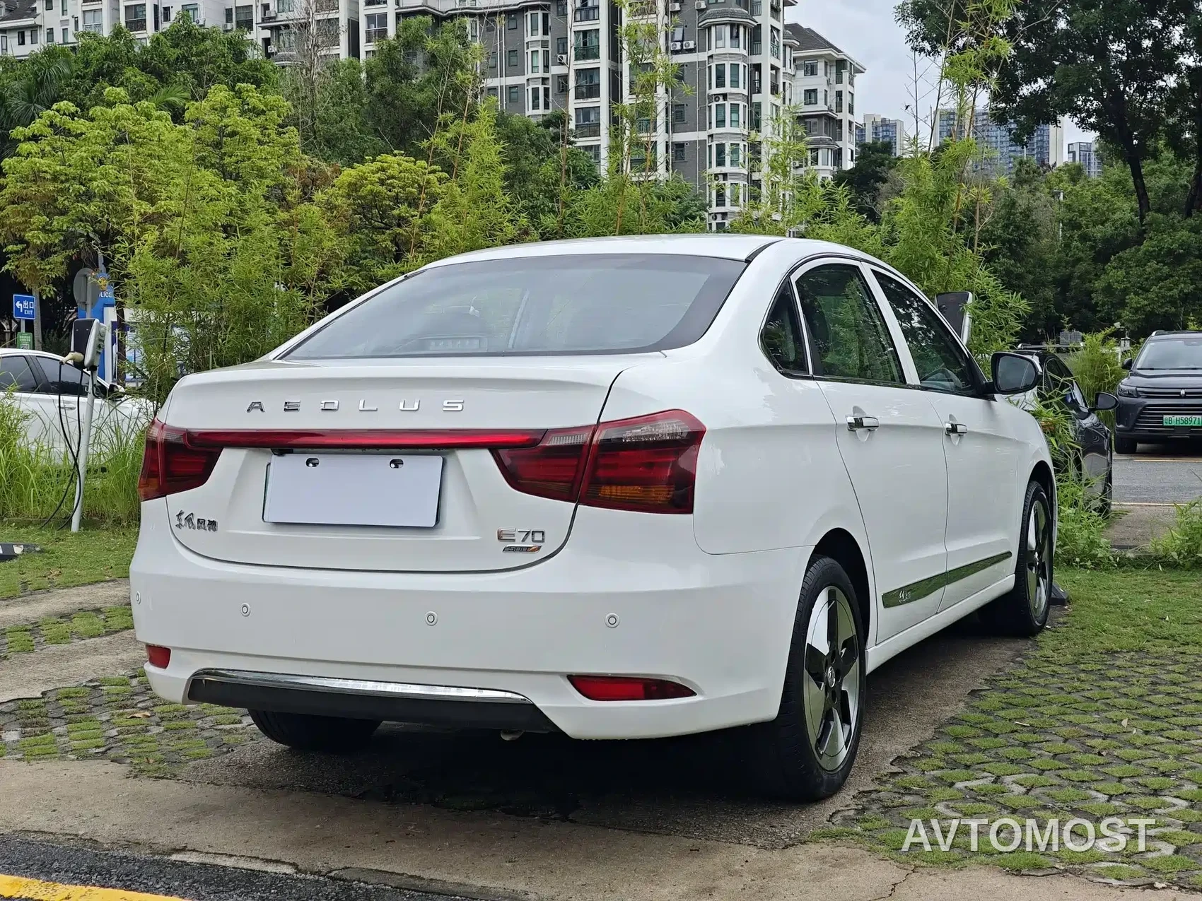 Dongfeng Fengshen E70 2021 500 Premium Edition — фото 6