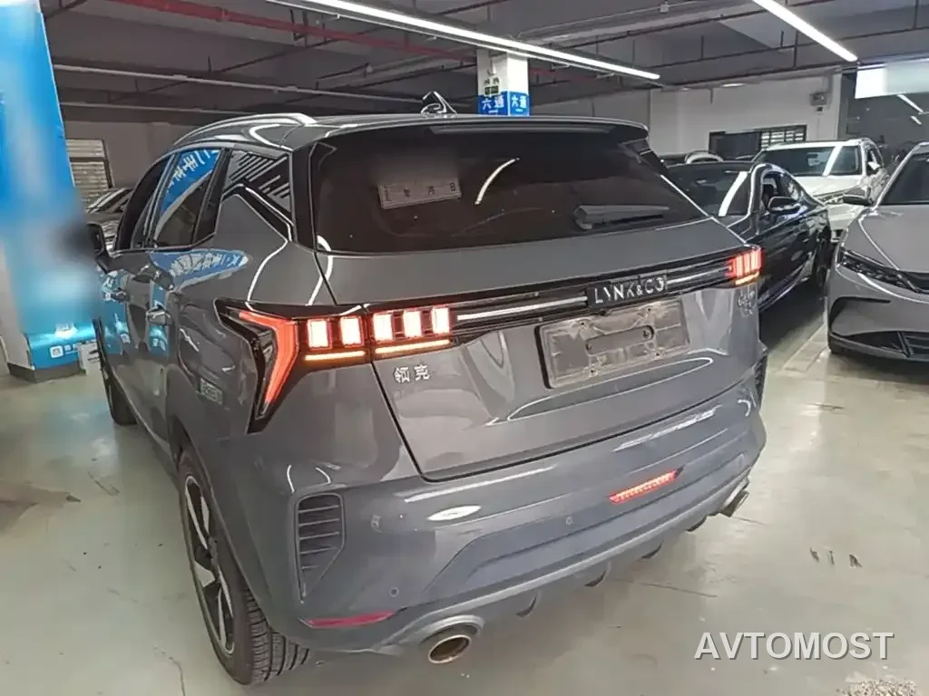 Lynk & Co 06 EM-P 2020 PHEV Plus — фото 8