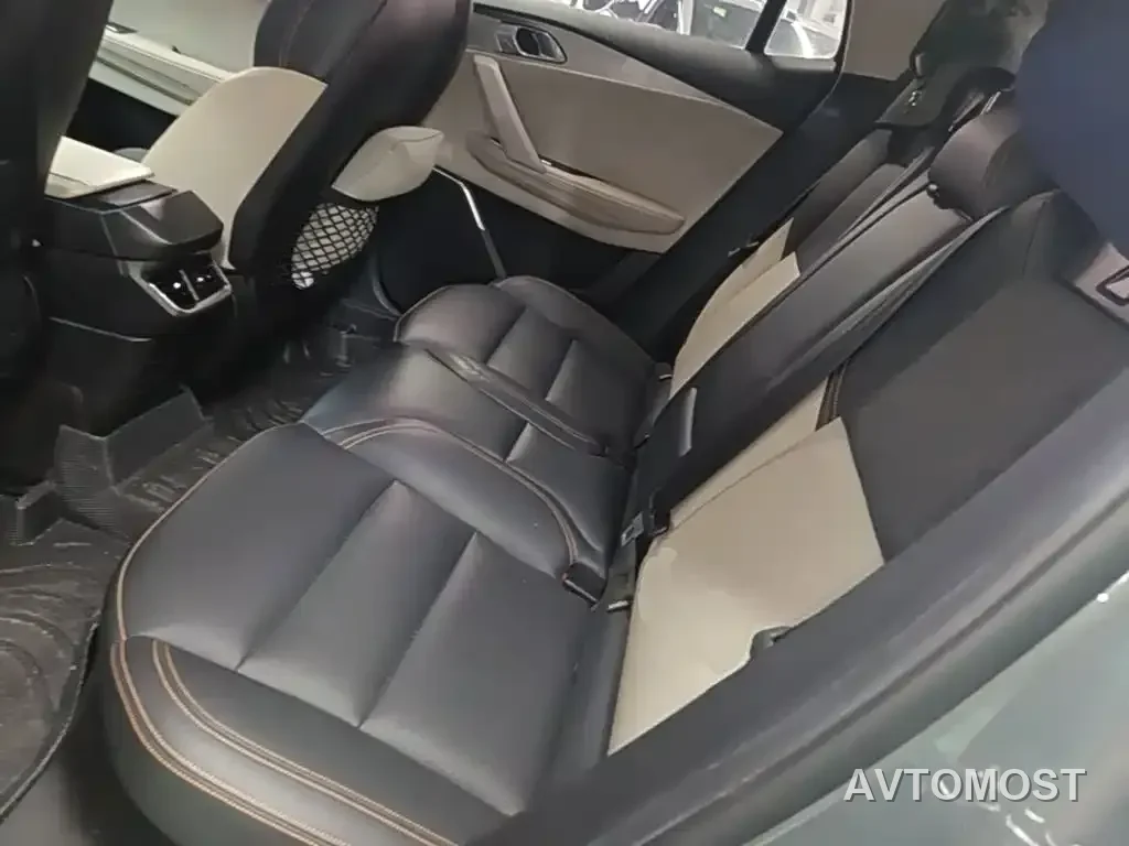 Lynk & Co 06 EM-P 2020 PHEV Plus — фото 15