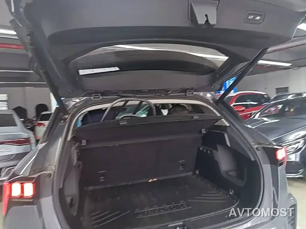 Lynk & Co 06 EM-P 2020 PHEV Plus — фото 17
