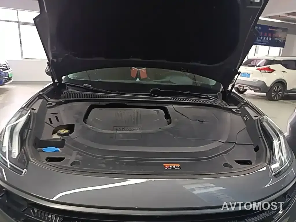 Lynk & Co 06 EM-P 2020 PHEV Plus — фото 18