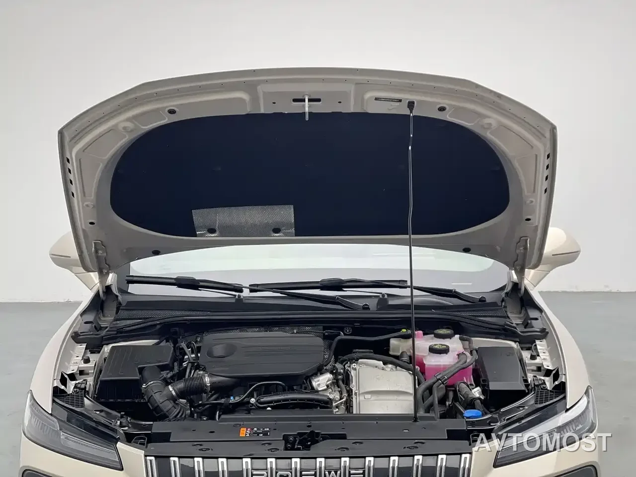 Roewe M7 DMH 2025 1.5T 115km Mid-range — фото 19