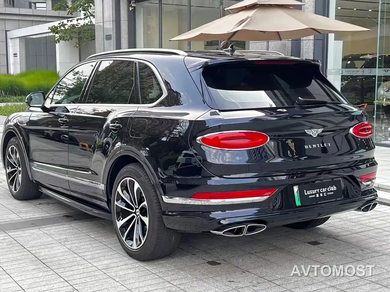 Bentley Bentayga Hybrid 2021 3.0T PHEV — фото 2