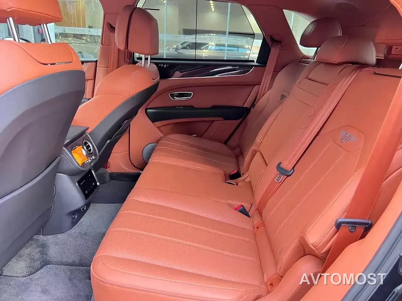 Bentley Bentayga Hybrid 2021 3.0T PHEV — фото 7