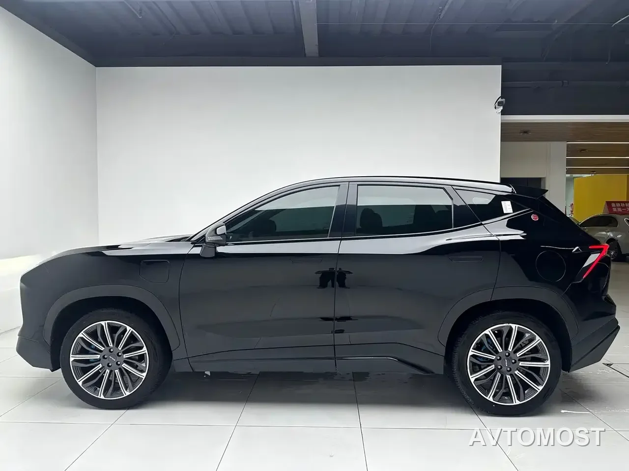 Jetour Dasheng i-DM 2022 1.5T DHT Lightning 01 — фото 21