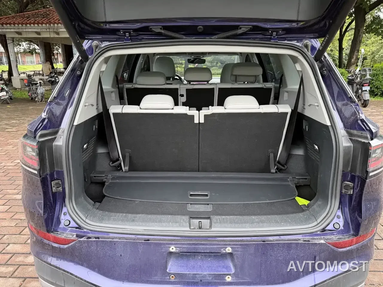 Volkswagen ID.6 X 2022 Smart Long Range Edition — фото 9