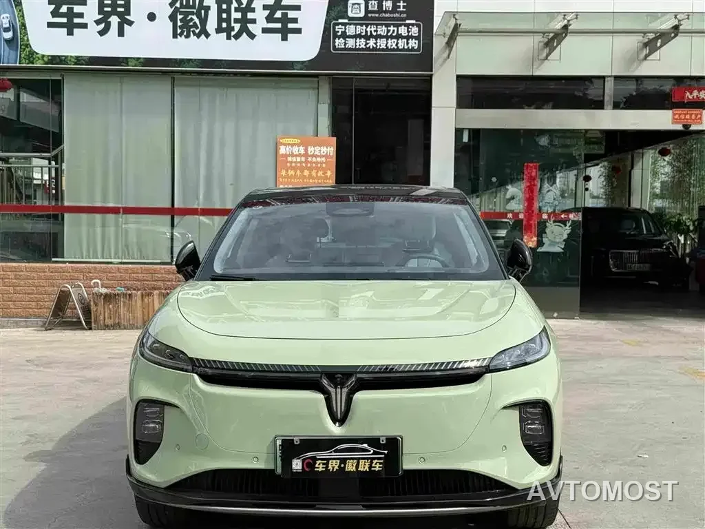 Voyah Zhiyin 2024 Long Range Smart Edition — фото 2