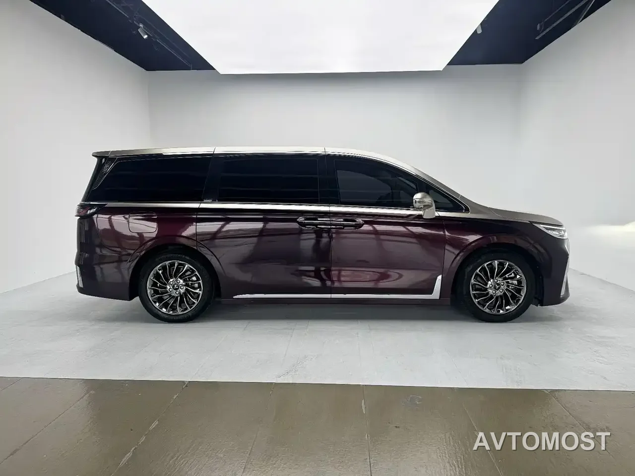 Voyah Dreamer 2022 Low-carbon Dream+Smart Package — фото 17