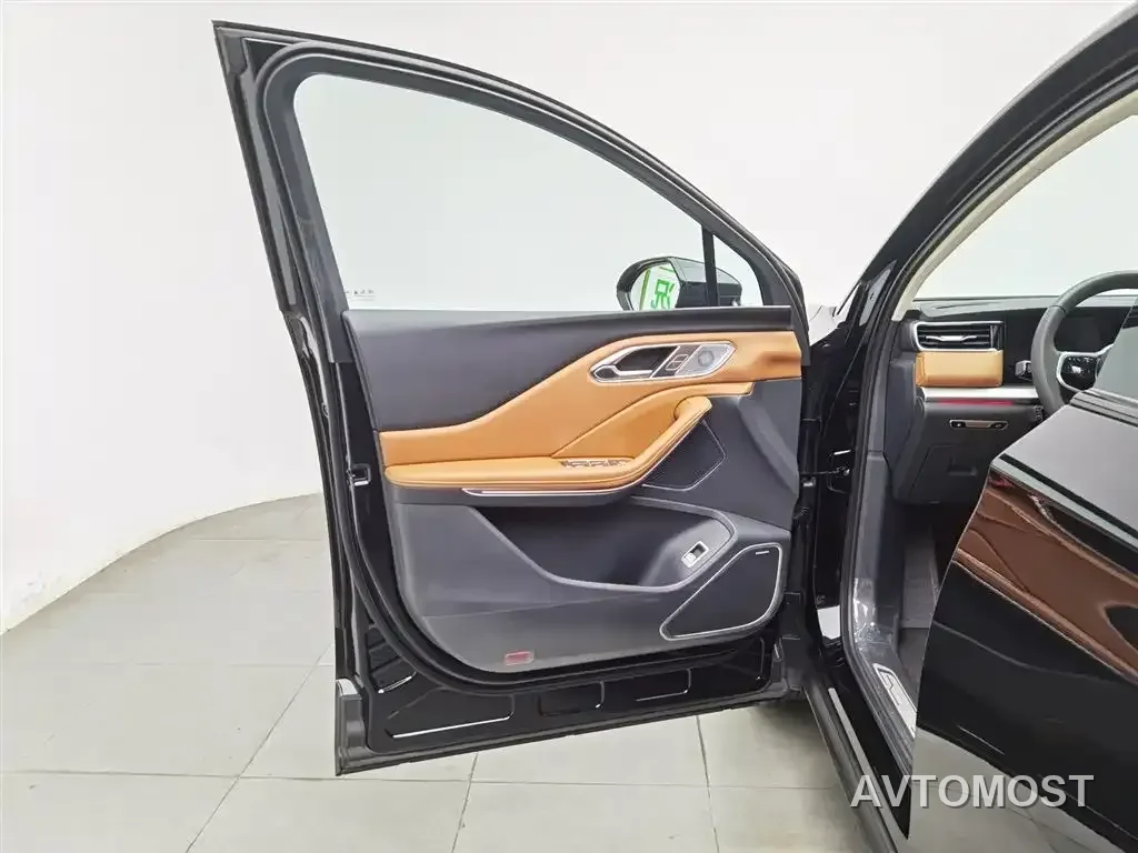 Hongqi HS7 PHEV 2025 2.0T PHEV 4WD 2 Million Units Anniversary Edition (7-seater) — фото 8