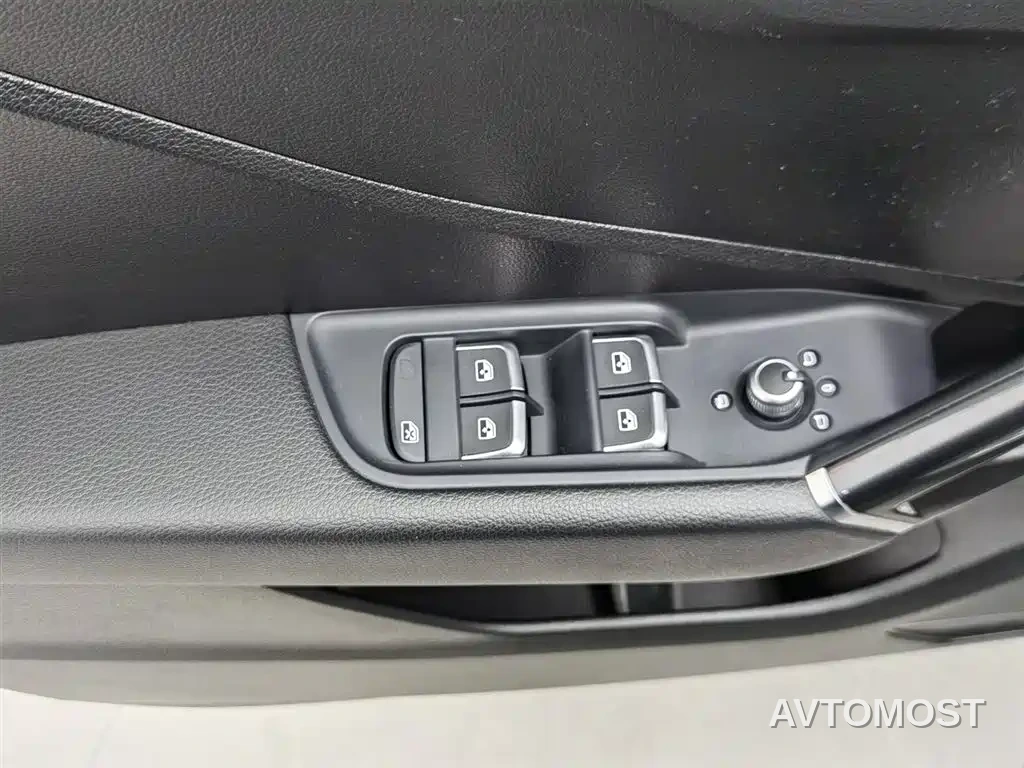 Audi Q2L e-tron 2019 Q2L e-tron Pure Electric Smart Enjoyment — фото 7