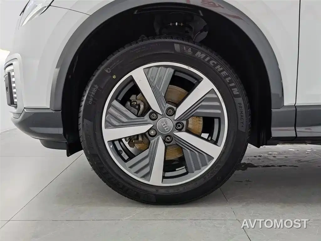 Audi Q2L e-tron 2019 Q2L e-tron Pure Electric Smart Enjoyment — фото 15