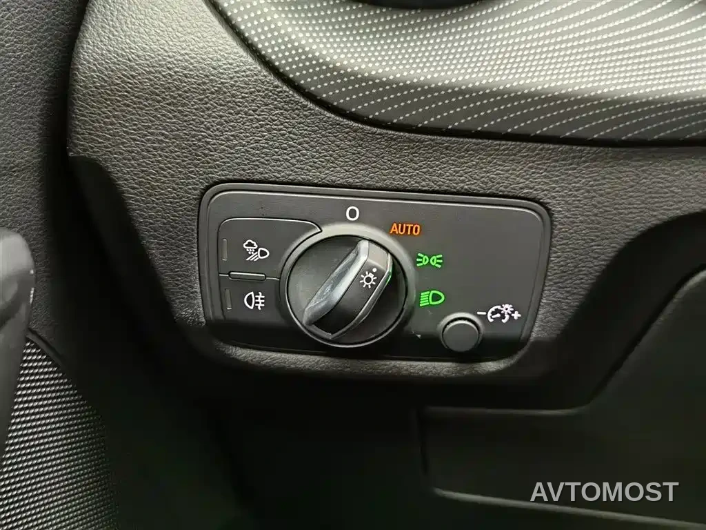 Audi Q2L e-tron 2019 Q2L e-tron Pure Electric Smart Enjoyment — фото 19