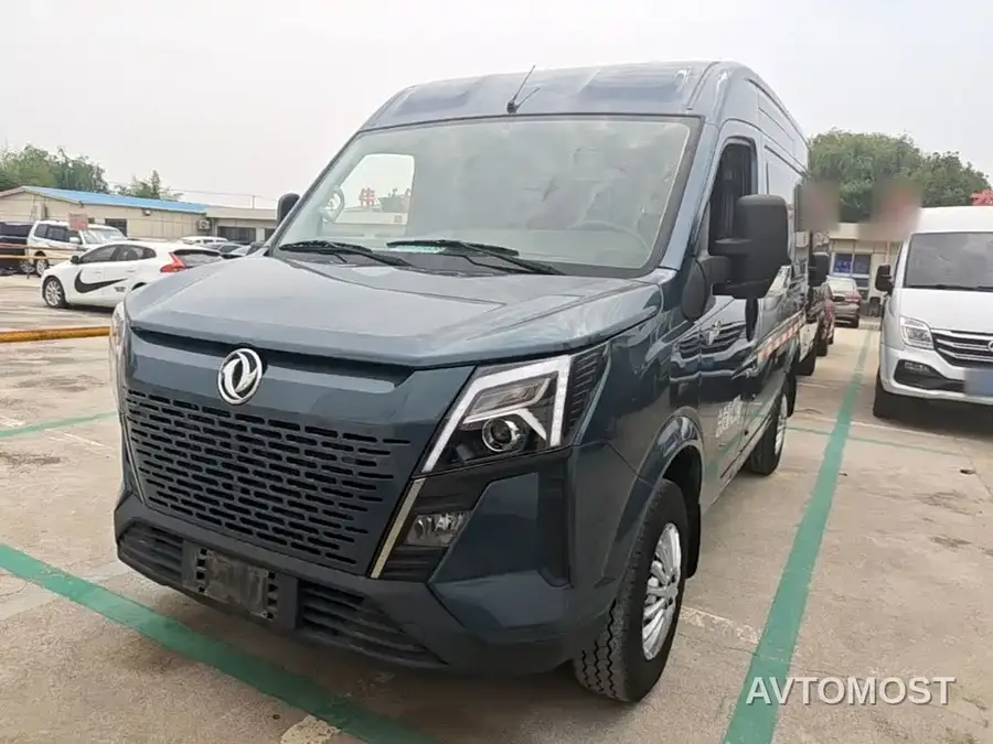 Dongfeng Yufeng 2023 V9+ 2.3T Manual FWD Van Short Wheelbase Medium Roof 3 Seater