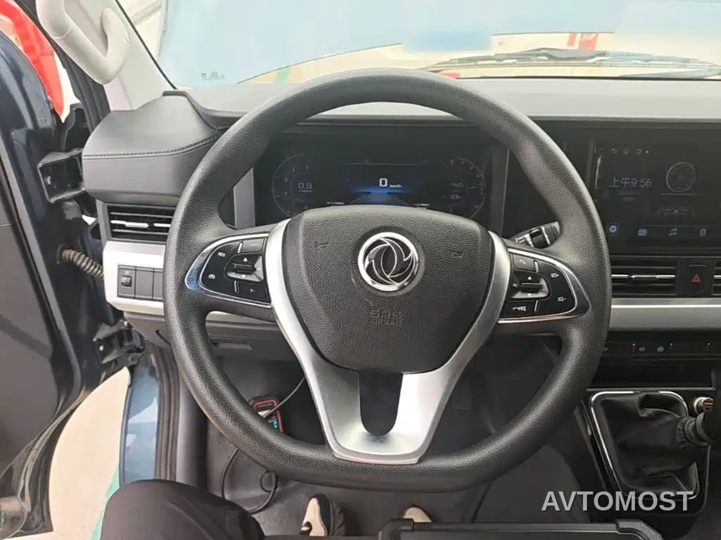 Dongfeng Yufeng 2023 V9+ 2.3T Manual FWD Van Short Wheelbase Medium Roof 3 Seater — фото 7