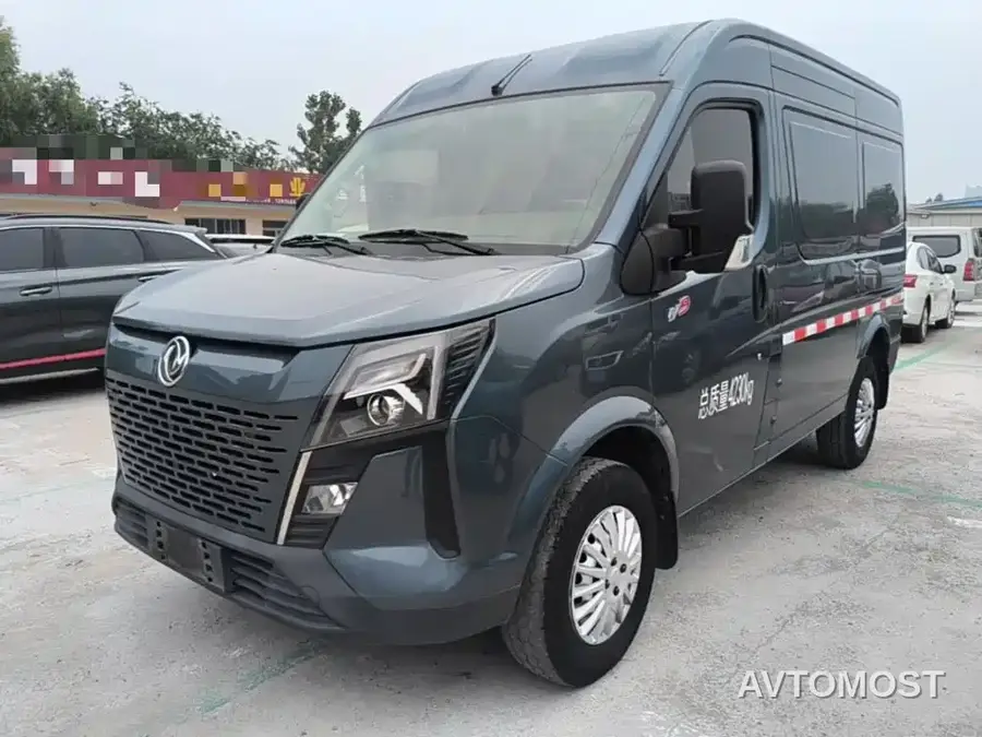Dongfeng Yufeng 2023 V9+ 2.3T Manual FWD Van Short Wheelbase Medium Roof 3 Seater