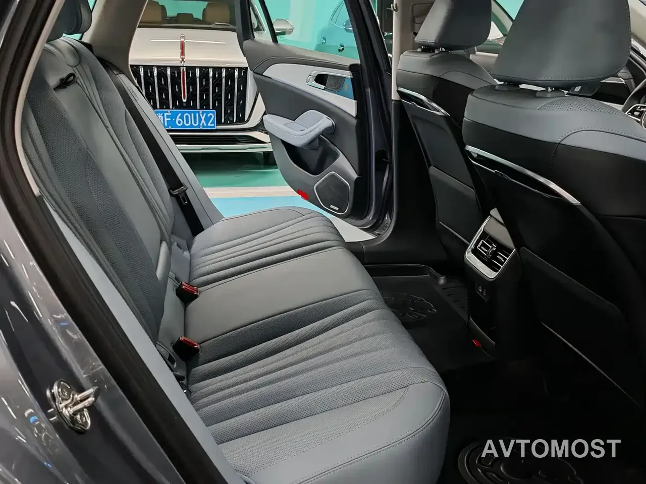 Hongqi H5 PHEV 2025 170 Super Hybrid Edition — фото 4