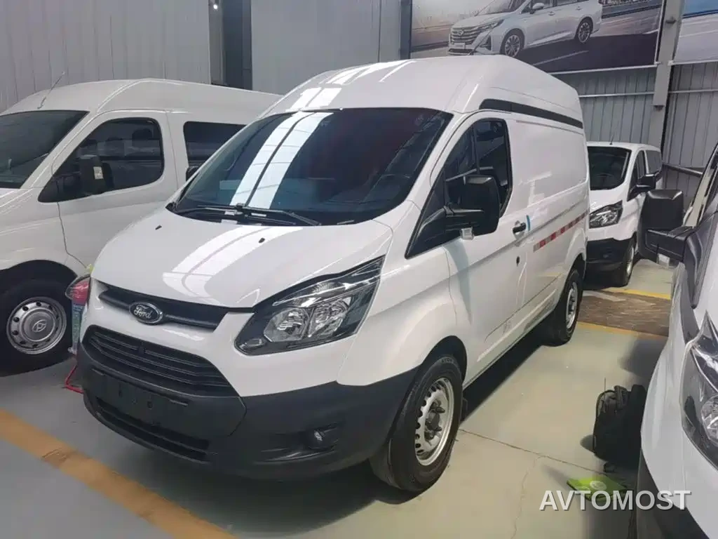 Ford Transit 2019 2.0T Diesel Van Short Wheelbase Medium Roof 3-Seater China VI — фото 1