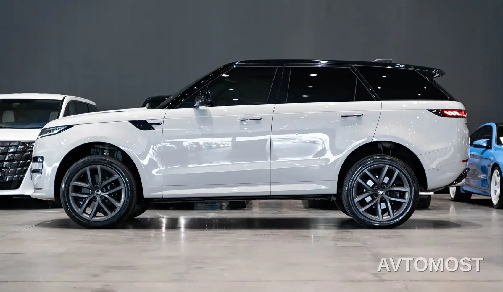 Land Rover Range Rover Sport 2023 400PS Dynamic SE — фото 4